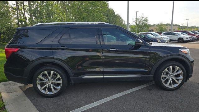 2023 Ford Explorer Platinum