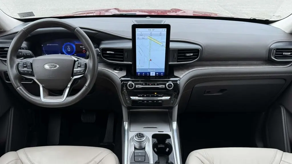 2023 Ford Explorer Platinum