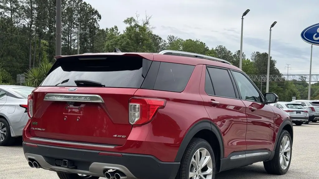 2023 Ford Explorer Platinum