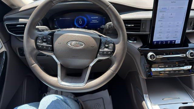 2023 Ford Explorer Platinum