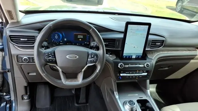 2020 Ford Explorer Platinum