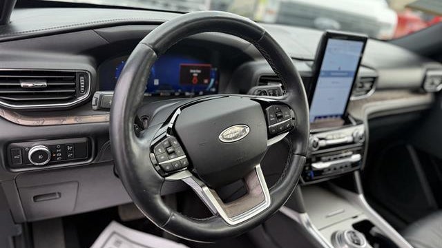 2021 Ford Explorer Platinum