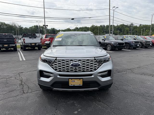2021 Ford Explorer - $31,990