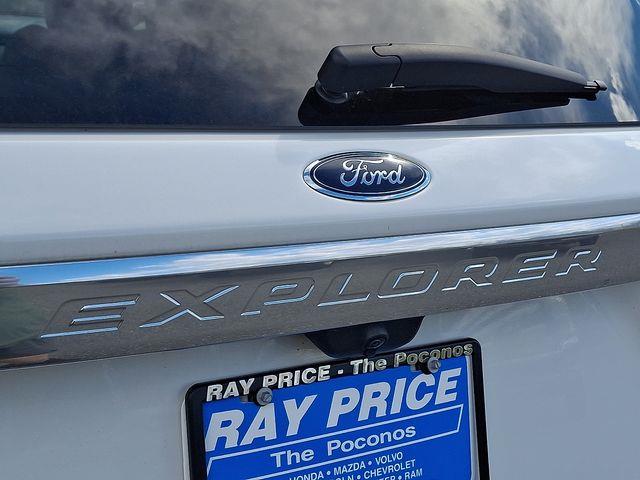 2021 Ford Explorer - $25,479