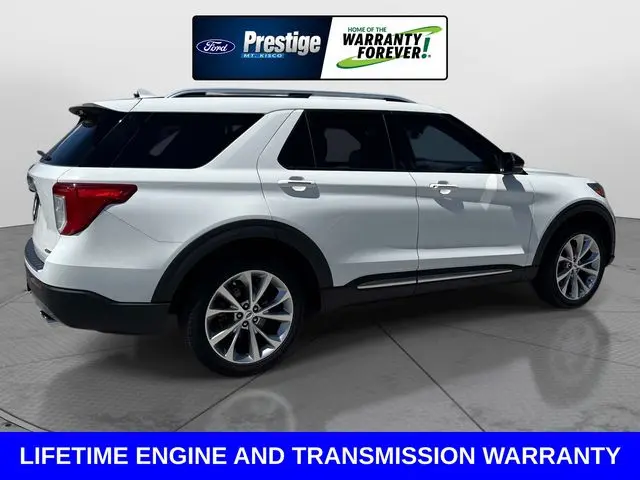 2022 Ford Explorer - $35,900