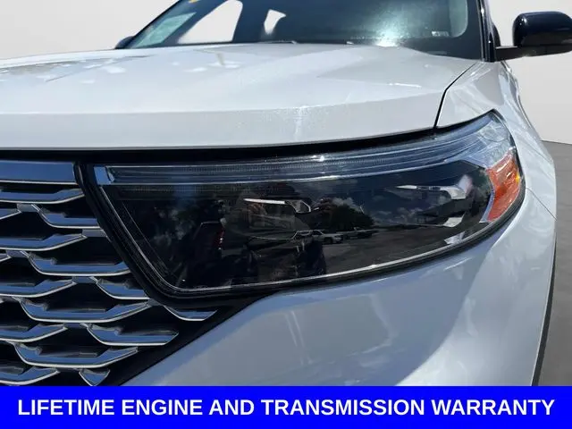 2022 Ford Explorer - $35,900