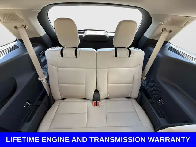 2022 Ford Explorer - $35,900