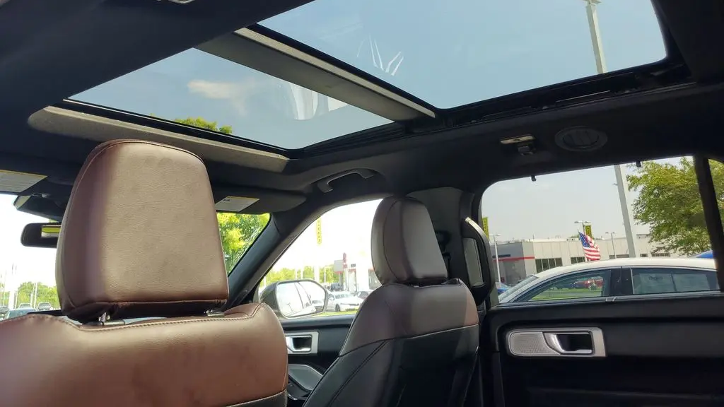 2022 Ford Explorer Platinum