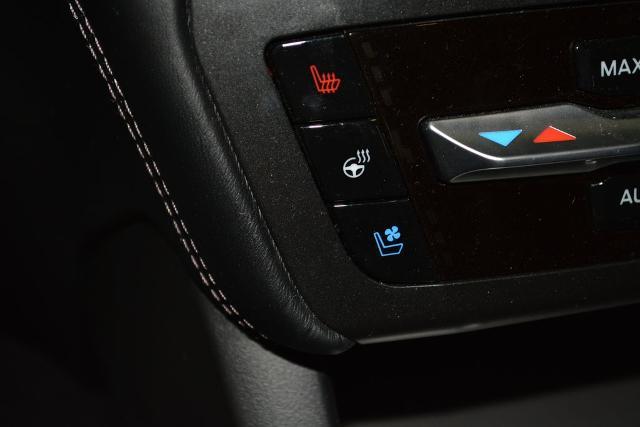 2020 Ford Explorer - $25,995