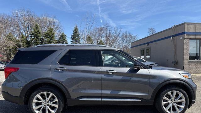 2022 Ford Explorer Platinum
