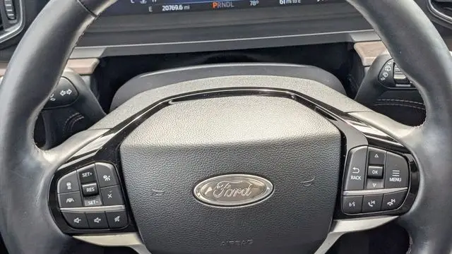 2023 Ford Explorer Platinum