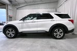 2020 Explorer Thumbnail 24