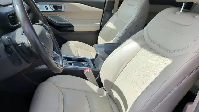 2021 Ford Explorer Platinum