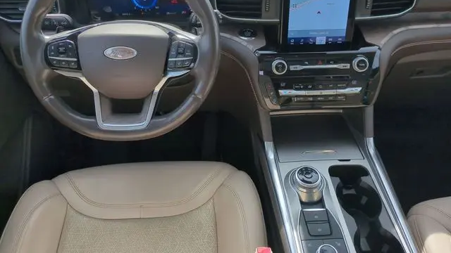 2021 Ford Explorer Platinum
