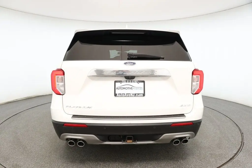 2022 Ford Explorer - $27,495