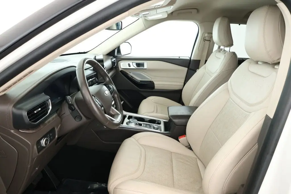 2022 Ford Explorer - $27,495