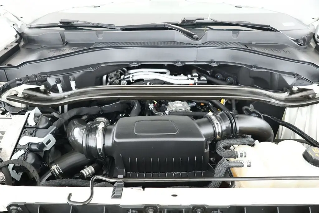2022 Ford Explorer - $27,495
