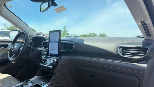 2023 Ford Explorer Platinum