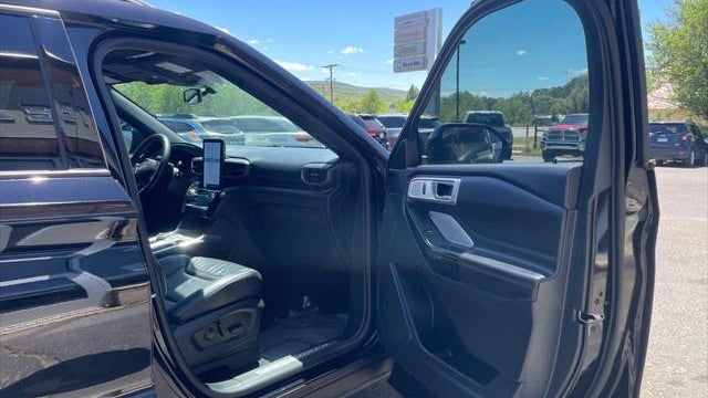 2023 Ford Explorer Platinum