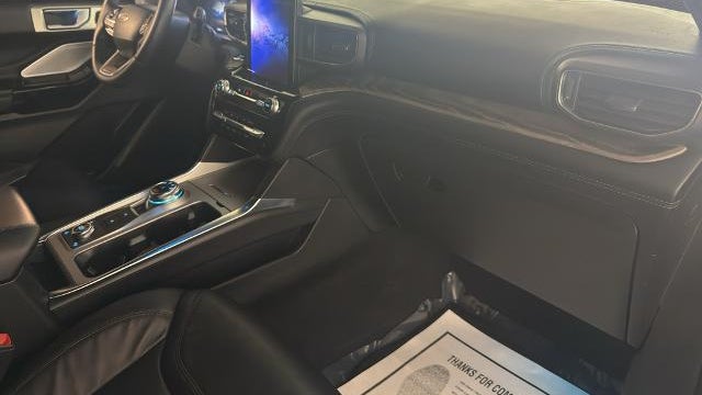 2024 Ford Explorer Platinum