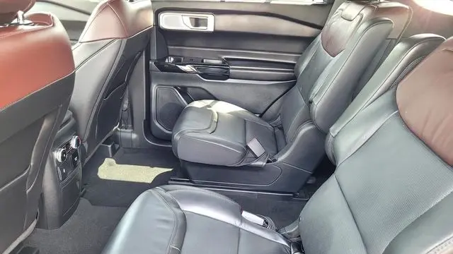 2024 Ford Explorer Platinum