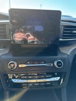 2020 Explorer Thumbnail 28