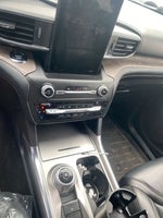 2020 Explorer Thumbnail 2