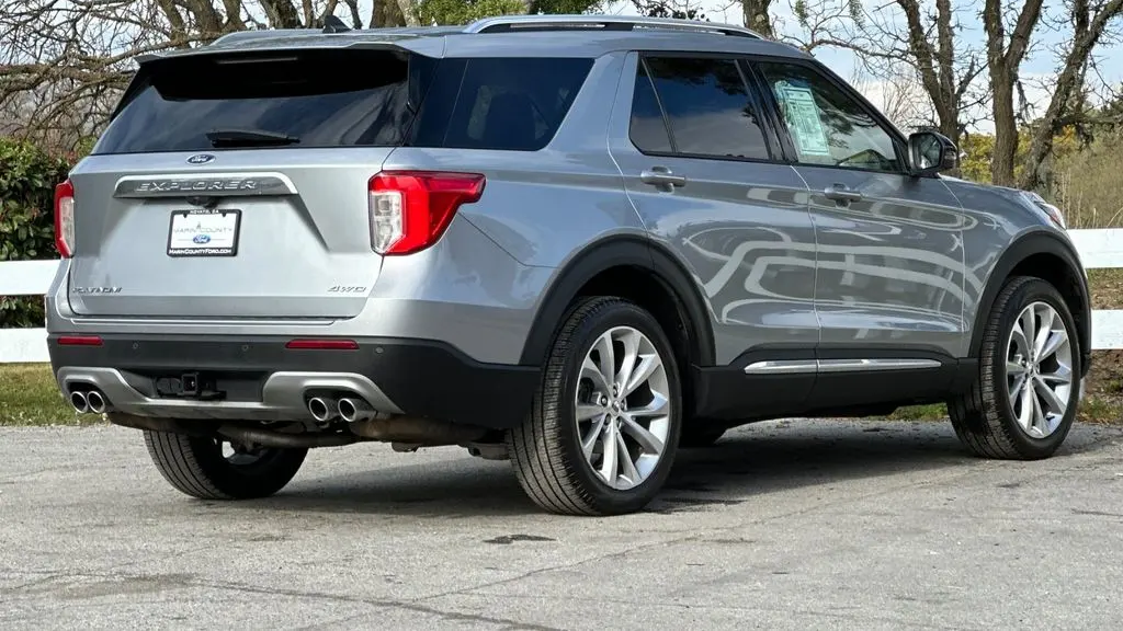 2023 Ford Explorer Platinum