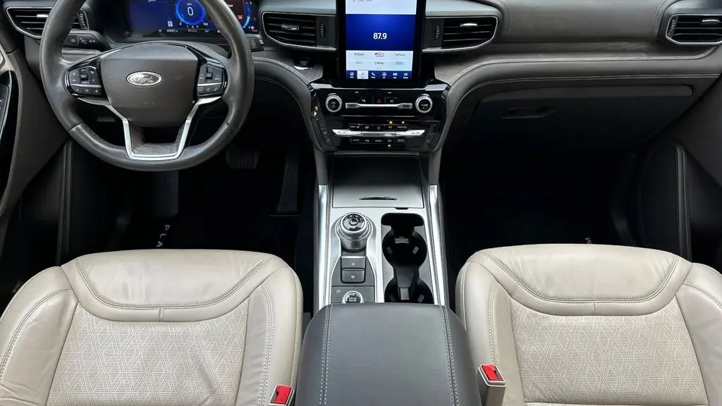 2023 Ford Explorer Platinum