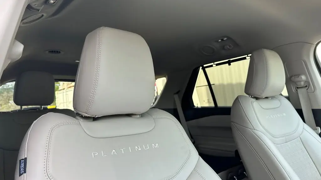 2023 Ford Explorer Platinum