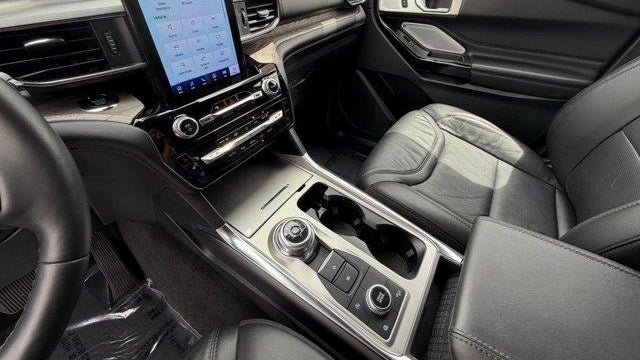 2024 Ford Explorer Platinum