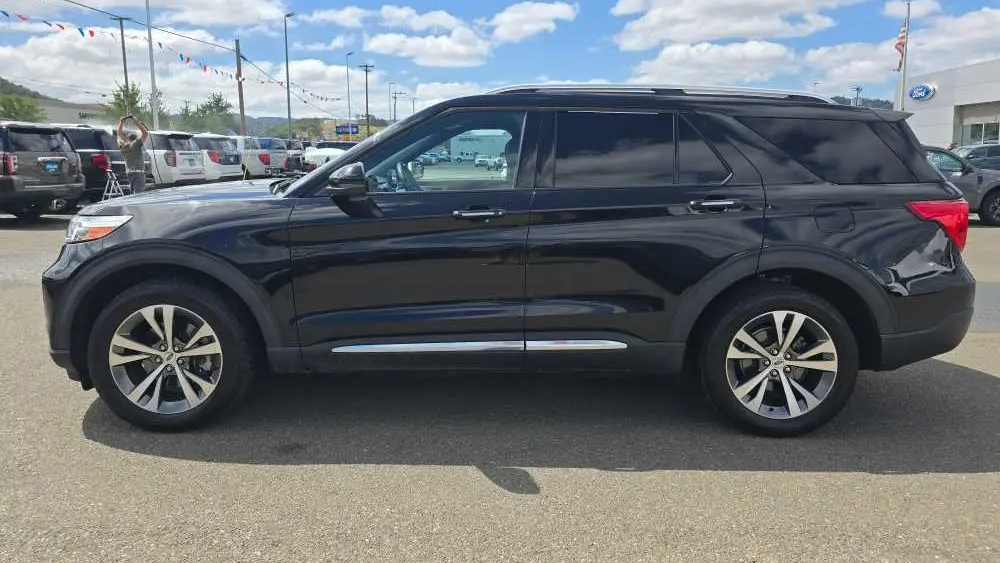 2020 Ford Explorer Platinum