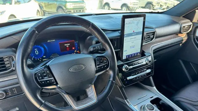 2022 Ford Explorer Platinum