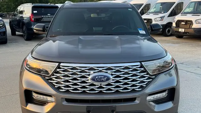 2022 Ford Explorer Platinum