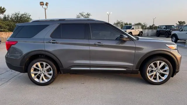 2022 Ford Explorer Platinum