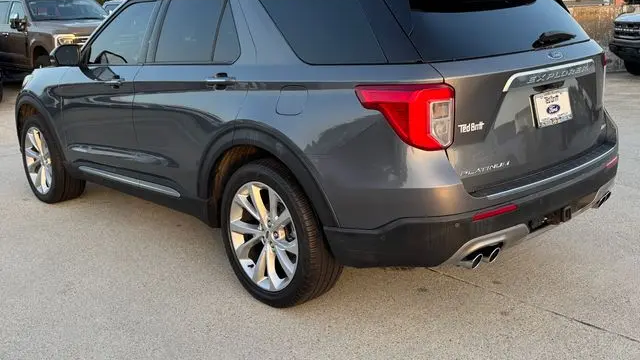 2022 Ford Explorer Platinum
