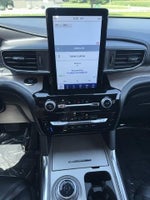 2022 Explorer Thumbnail 33