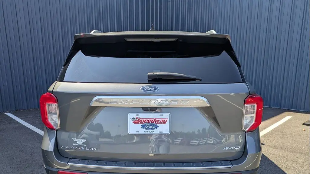 2023 Ford Explorer Platinum