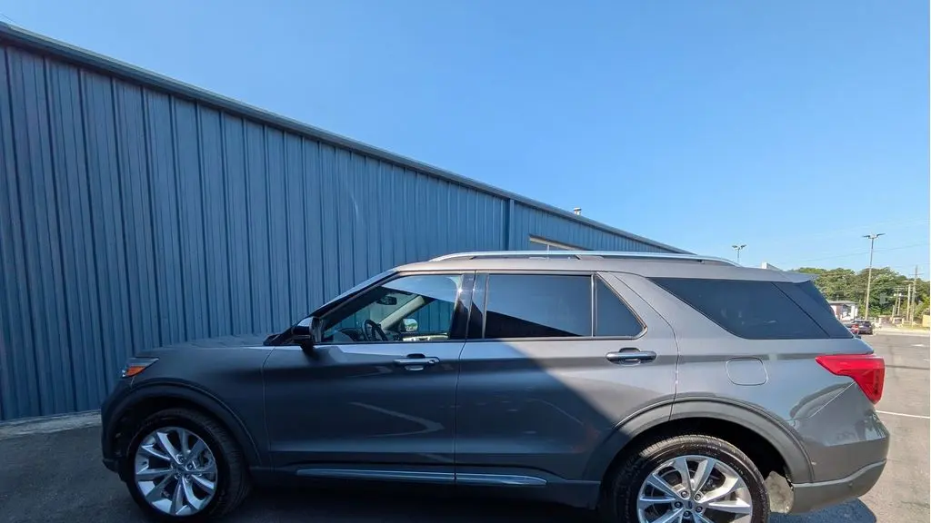 2023 Ford Explorer Platinum