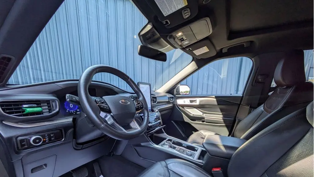 2023 Ford Explorer Platinum