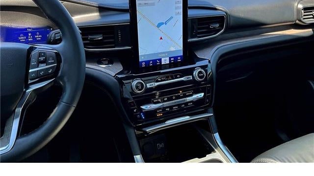 2023 Ford Explorer Platinum