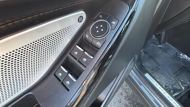 2023 Ford Explorer - $39,977