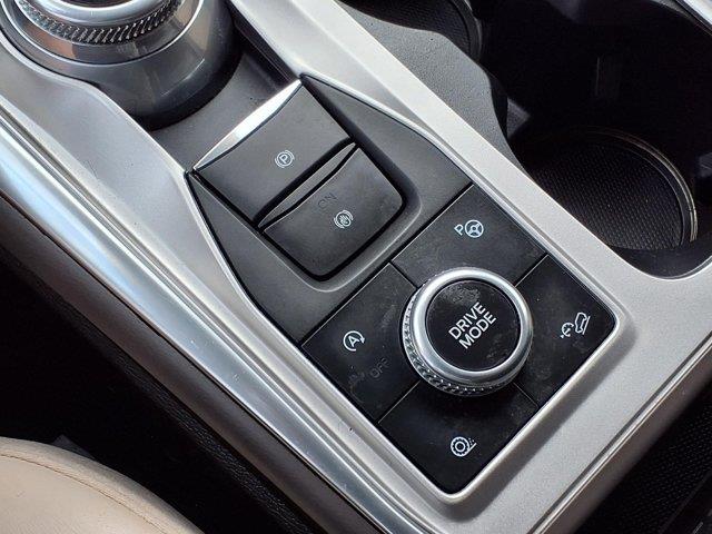 2020 Ford Explorer - $28,500
