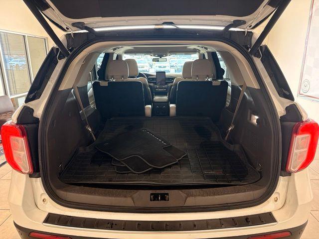 2020 Ford Explorer - $25,967