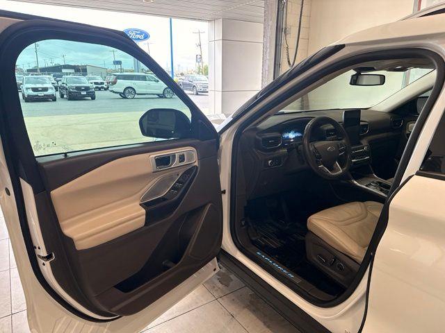 2020 Ford Explorer - $25,967