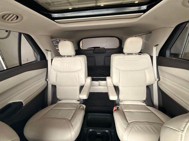 2020 Ford Explorer - $25,967