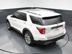 2020 Explorer Thumbnail 24