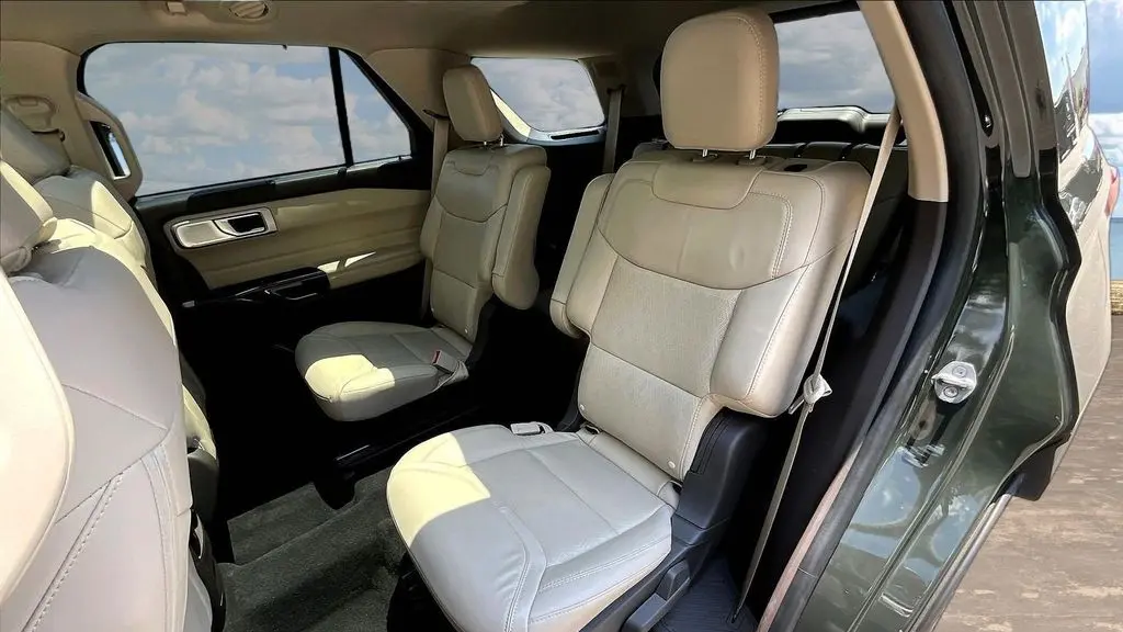 2022 Ford Explorer Platinum