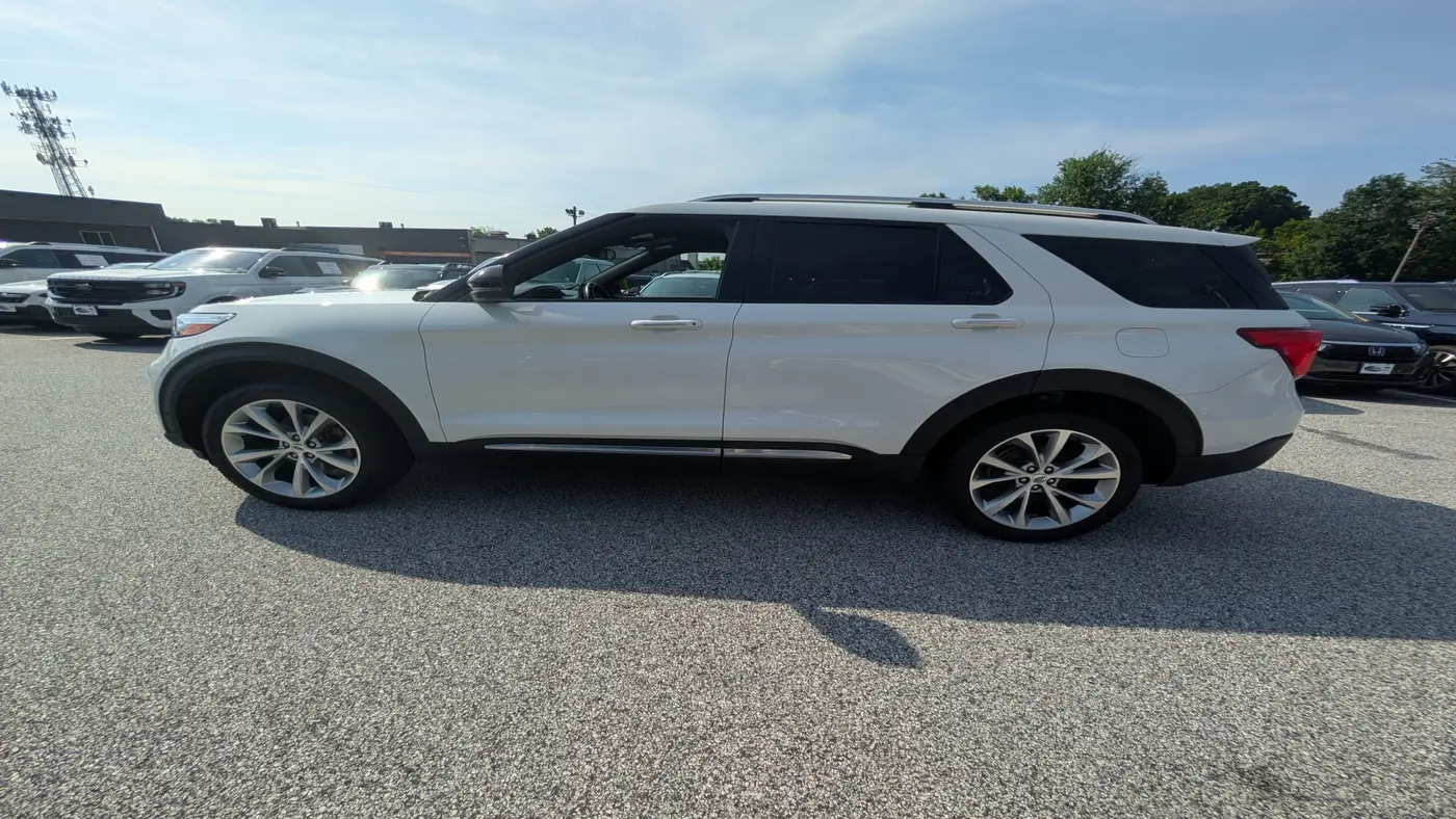 2021 Ford Explorer Platinum