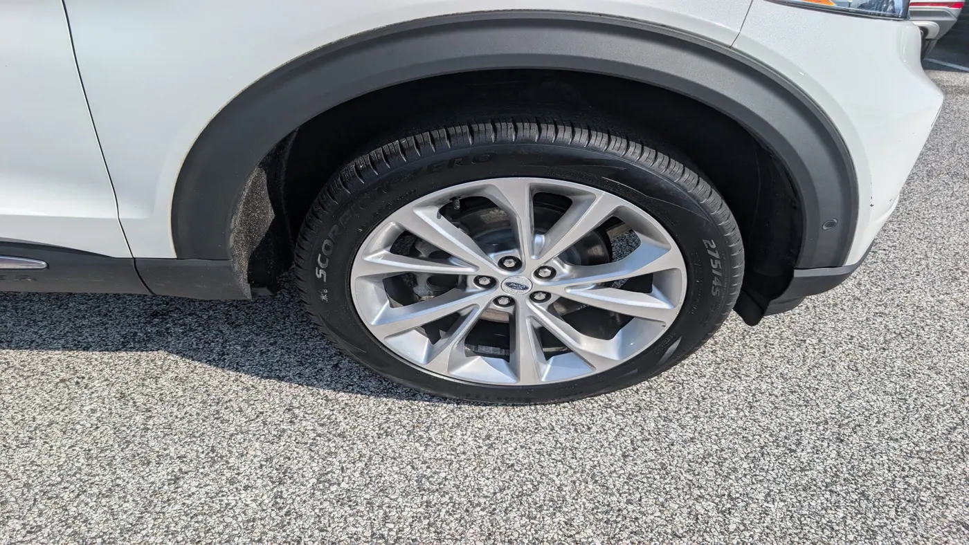 2021 Ford Explorer Platinum